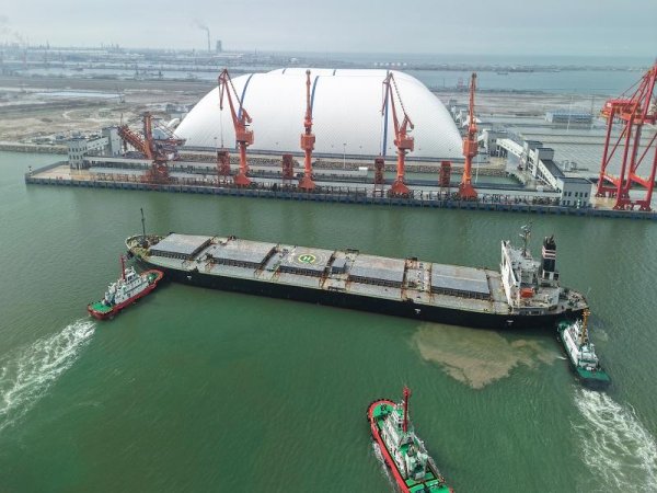 鼎合网 十万吨级散货外轮首靠东营港！东营海事助推东营港亿吨大港建设